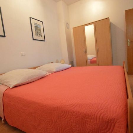 Apartment "Monte" พูลา ภายนอก รูปภาพ